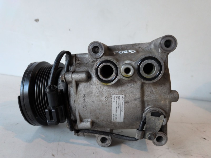 Recambio de compresor aire acondicionado para ford fiesta (cbk) fxja referencia OEM IAM 82D0155247CA  