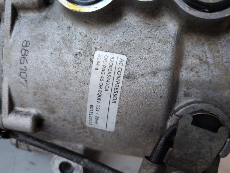 Recambio de compresor aire acondicionado para ford fiesta (cbk) fxja referencia OEM IAM 82D0155247CA  