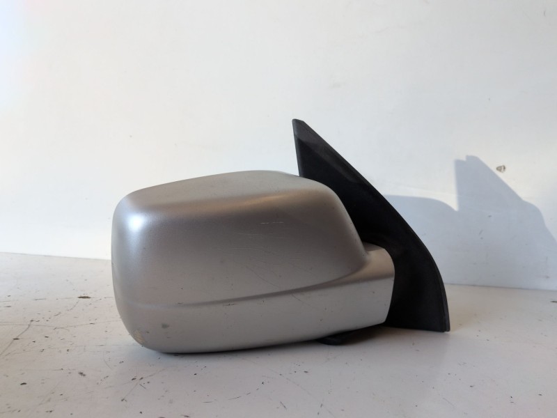 Recambio de retrovisor derecho para nissan x-trail (t30) yd22 referencia OEM IAM   