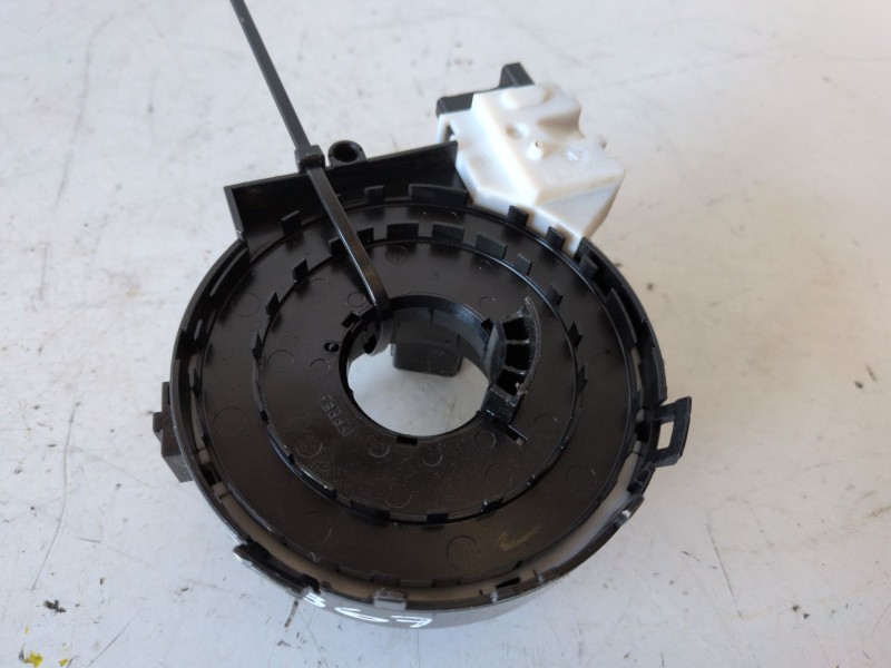 Recambio de anillo airbag para seat leon (1p1) bxe referencia OEM IAM 1K0959653C  