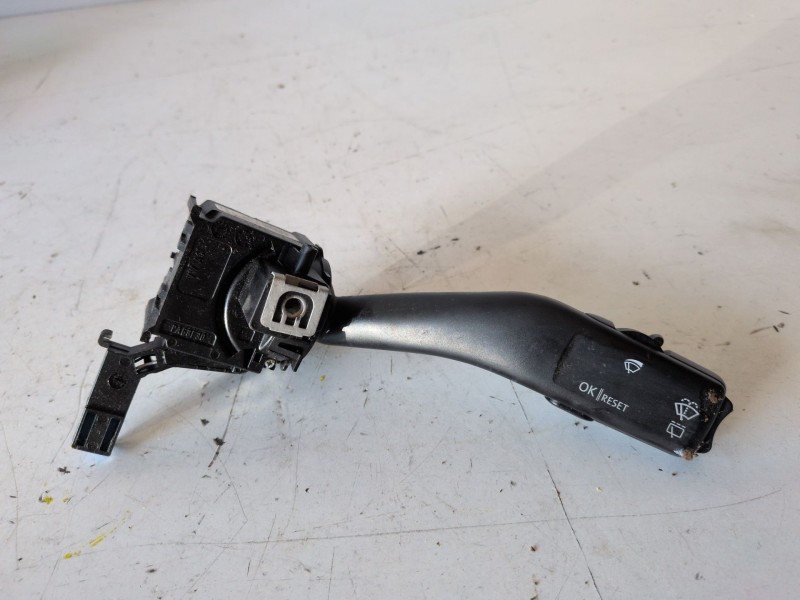 Recambio de mando limpia para seat leon (1p1) bxe referencia OEM IAM 1K0953519A  