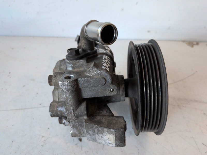 Recambio de bomba direccion para ford transit connect (tc7) r2pa referencia OEM IAM 2T143A696AJ  