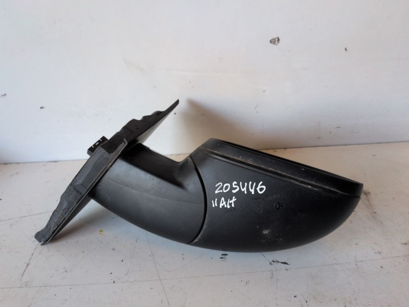 Recambio de retrovisor derecho para opel insignia berlina a20dth referencia OEM IAM 13329089  