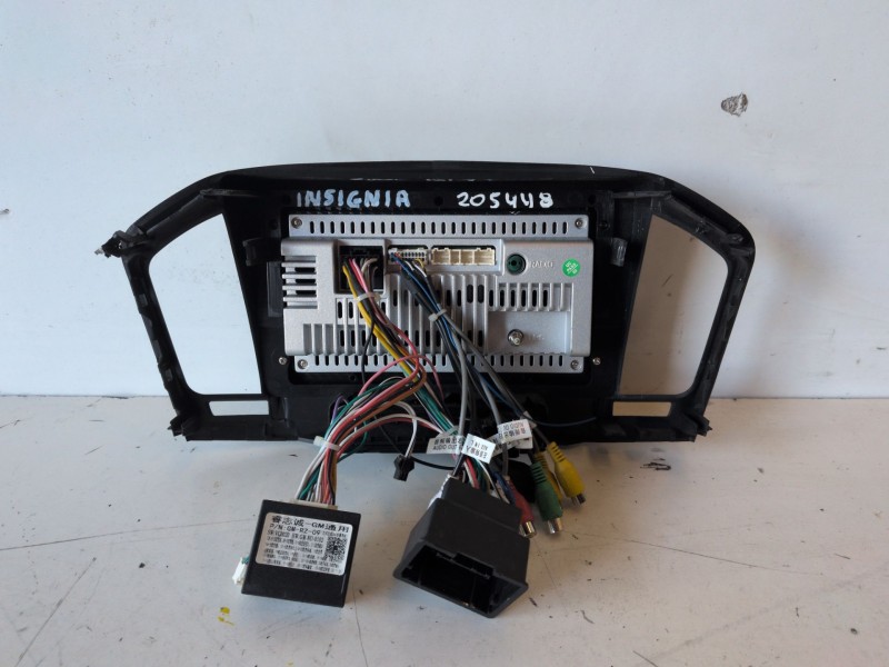 Recambio de pantalla multifuncion para opel insignia berlina a20dth referencia OEM IAM   
