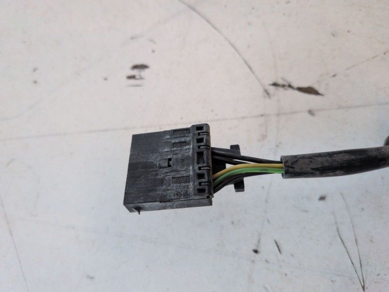 Recambio de retrovisor izquierdo para opel astra j berlina 5p a17dtr referencia OEM IAM 583505  