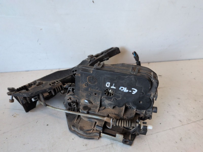 Recambio de cerradura puerta delantera izquierda para bmw serie 3 berlina (e90) 204d4 referencia OEM IAM   