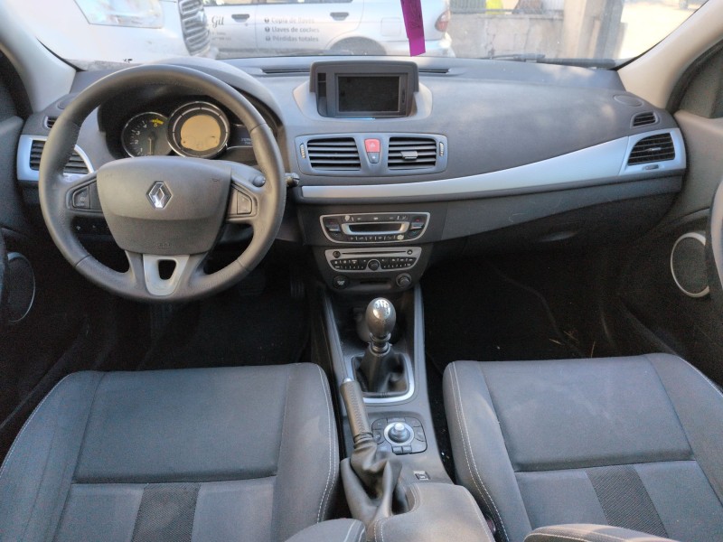 renault megane iii sport tourer del año 2010