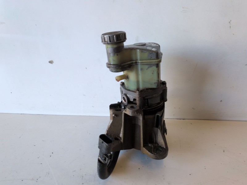 Recambio de bomba direccion para renault kangoo i (f/kc0) k9k704 referencia OEM IAM   