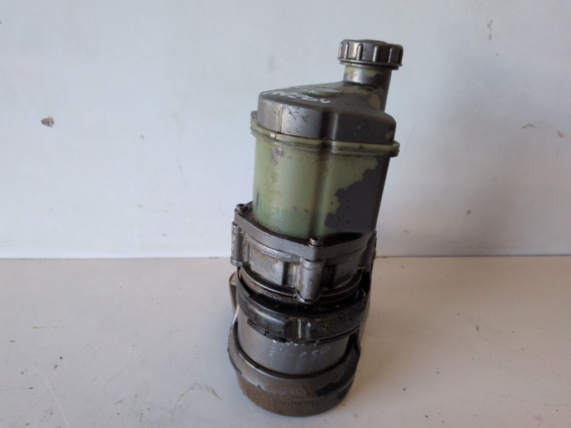 Recambio de bomba direccion para renault kangoo i (f/kc0) k9k704 referencia OEM IAM   
