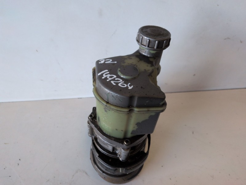 Recambio de bomba direccion para renault kangoo i (f/kc0) k9k704 referencia OEM IAM   