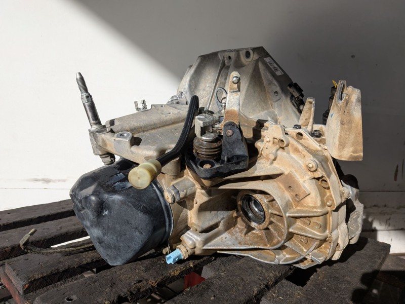 Recambio de caja cambios para renault kangoo i (f/kc0) k9k716 referencia OEM IAM JH3150  