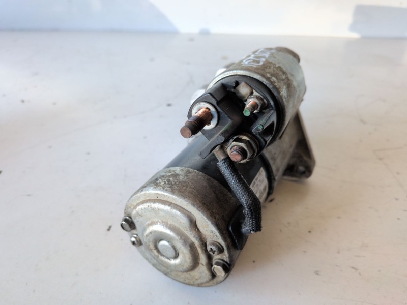 Recambio de motor arranque para renault kangoo i (f/kc0) k9k716 referencia OEM IAM M000T87881  