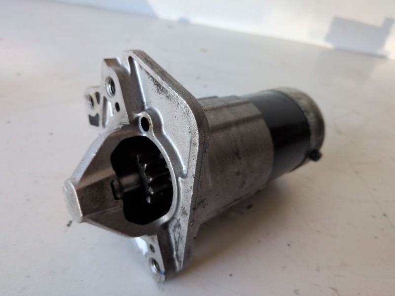 Recambio de motor arranque para renault kangoo i (f/kc0) k9k716 referencia OEM IAM M000T87881  