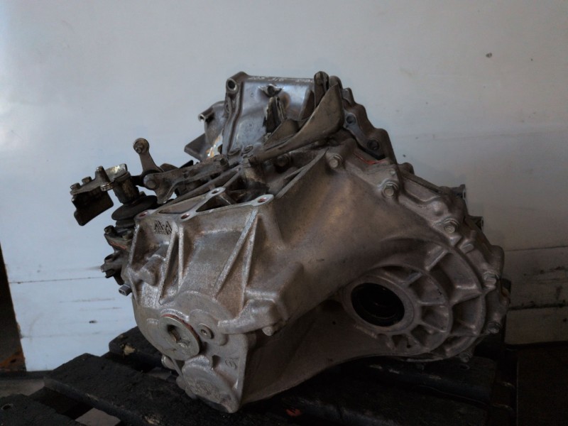 Recambio de caja cambios para toyota corolla verso (r1) 2adftv referencia OEM IAM   