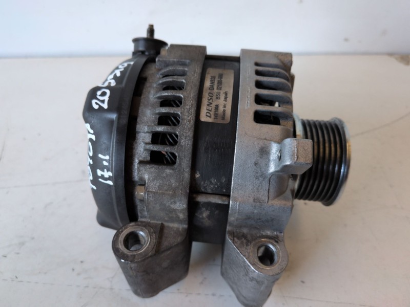 Recambio de alternador para toyota corolla verso (r1) 2adftv referencia OEM IAM 0210806060  