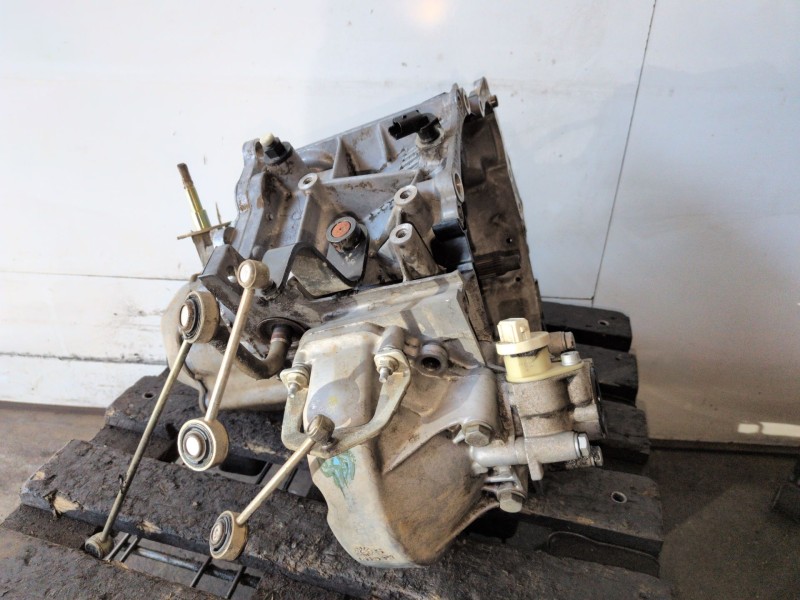 Recambio de caja cambios para peugeot partner (s1)(07.1996) wjy referencia OEM IAM 20ET22  