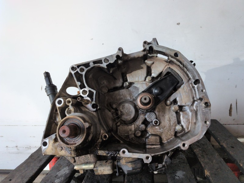 Recambio de caja cambios para renault megane i berl./ berl. con portón (ba0) f8q624 referencia OEM IAM JB1150  