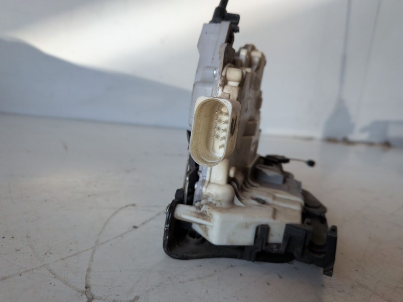 Recambio de cerradura puerta delantera izquierda para seat leon (1p1) bxe referencia OEM IAM 1P1837015  