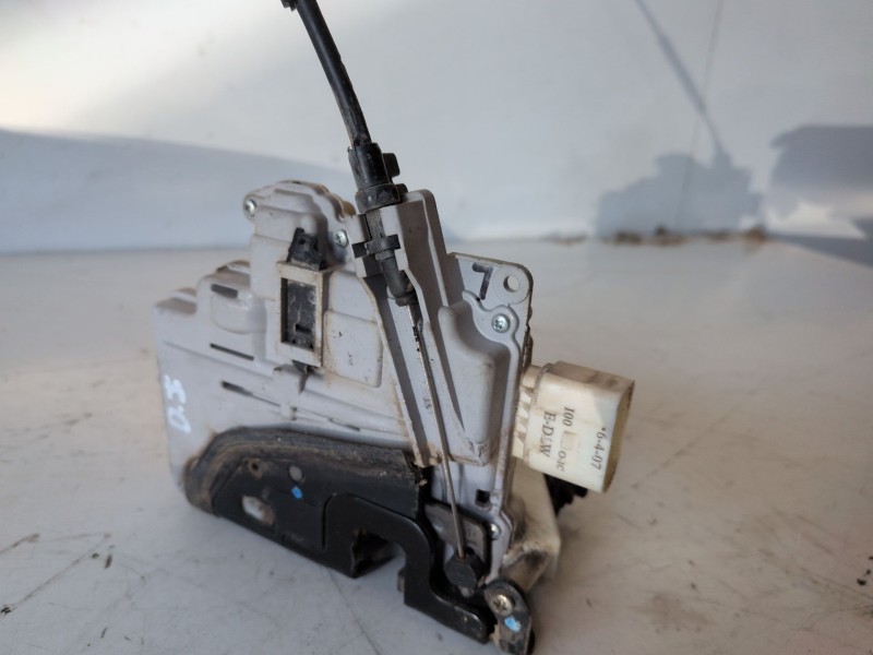 Recambio de cerradura puerta delantera izquierda para seat leon (1p1) bxe referencia OEM IAM 1P1837015  
