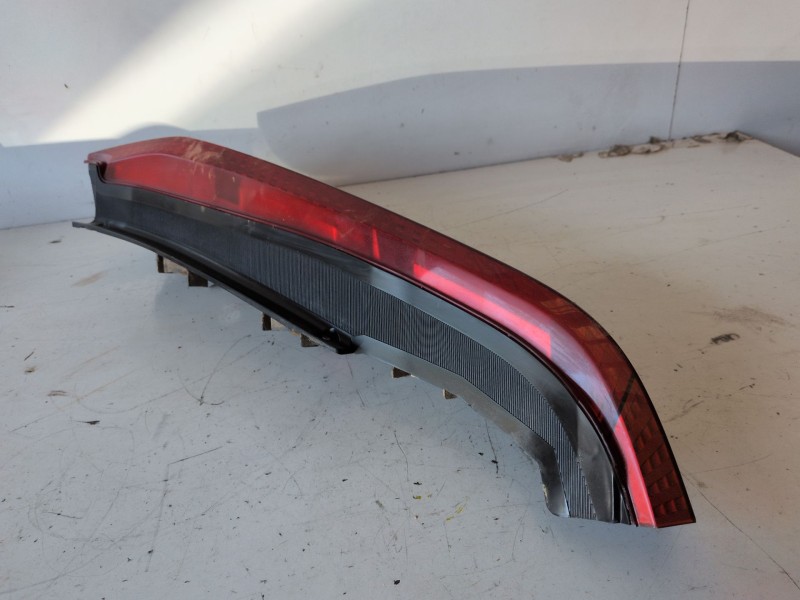 Recambio de piloto trasero izquierdo para nissan x-trail (t30) yd22 referencia OEM IAM   