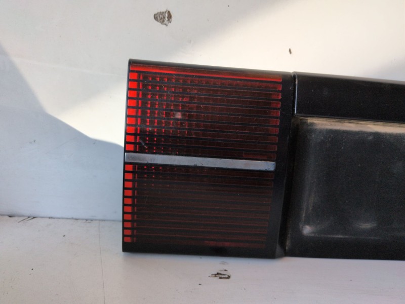 Recambio de piloto trasero central para opel ascona b 20ne referencia OEM IAM 138302  