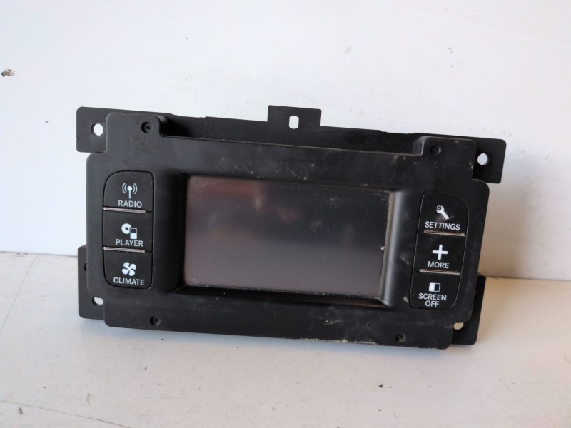 Recambio de pantalla multifuncion para fiat freemont (345) 939b5000 referencia OEM IAM 05064976AG  