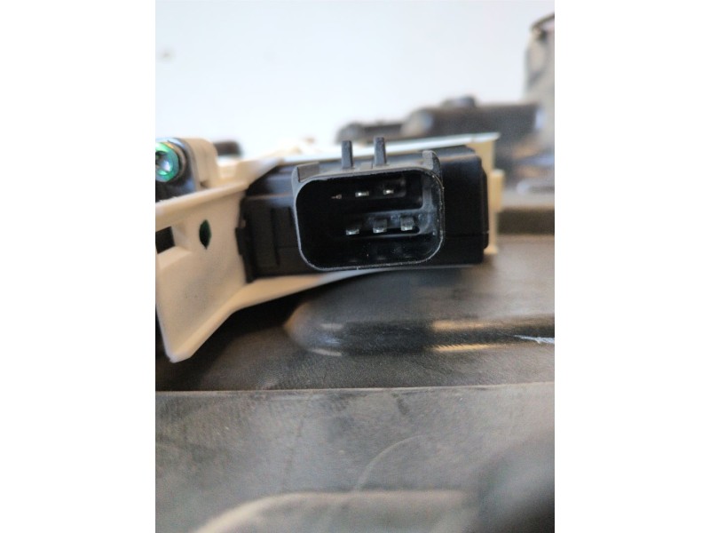 Recambio de elevalunas delantero izquierdo para fiat freemont (345) 939b5000 referencia OEM IAM 962581100  