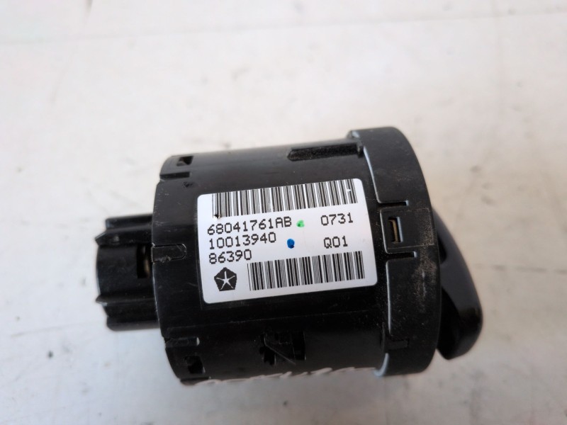Recambio de mando luces para fiat freemont (345) 939b5000 referencia OEM IAM 68041761AB  