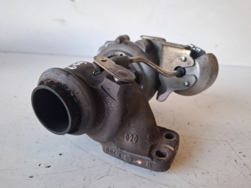Recambio de turbocompresor para peugeot 208 (p2) yh01 referencia OEM IAM 9813245480  