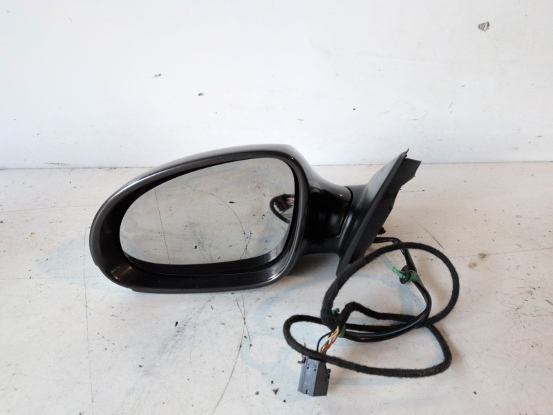 Recambio de retrovisor izquierdo para volkswagen passat variant (3c5) bkp referencia OEM IAM   
