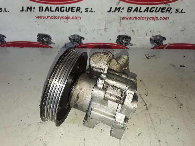 Recambio de bomba direccion para volkswagen passat berlina (3b3) awx referencia OEM IAM 7690955102 / 8D0145156T  