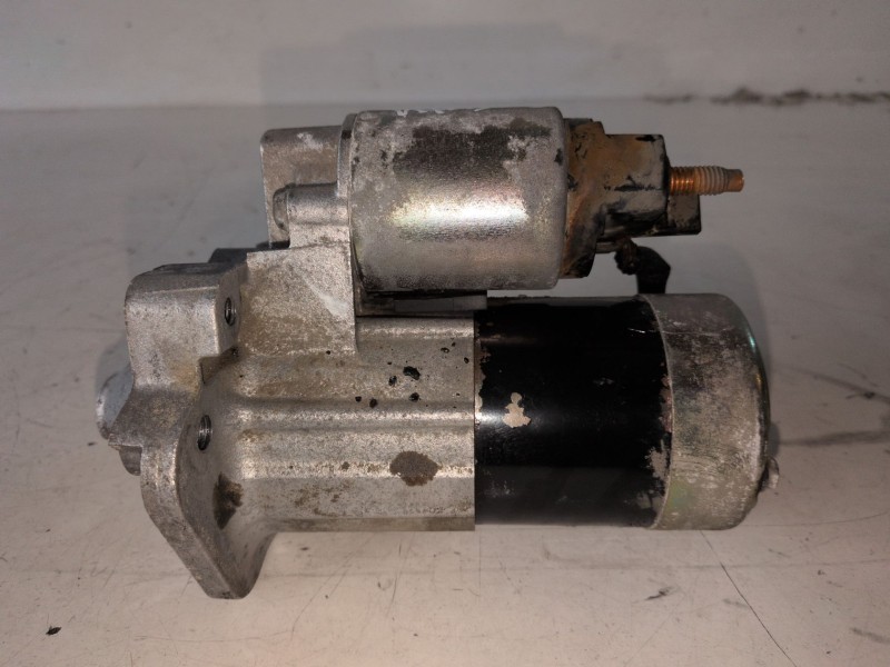 Recambio de motor arranque para renault clio iii k9k768 referencia OEM IAM M000T87881  