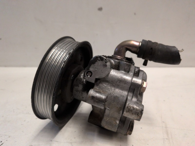 Recambio de bomba direccion para volkswagen golf iv variant (1j5)(05.1999) ahf referencia OEM IAM 1J0422154A  