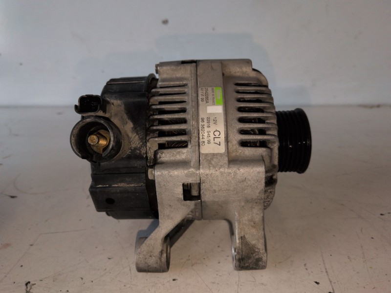 Recambio de alternador para peugeot 206 kfw referencia OEM IAM 9636204480  