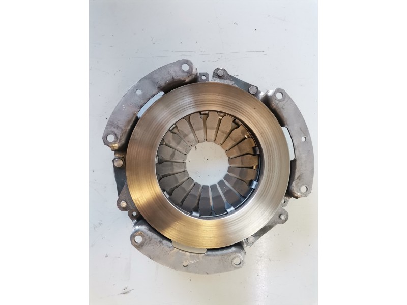 Recambio de kit embrague para nissan serena (c23m) ld23 referencia OEM IAM   