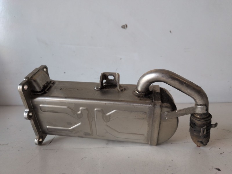 Recambio de enfriador egr para seat leon (1p1) cayc referencia OEM IAM 709720000  