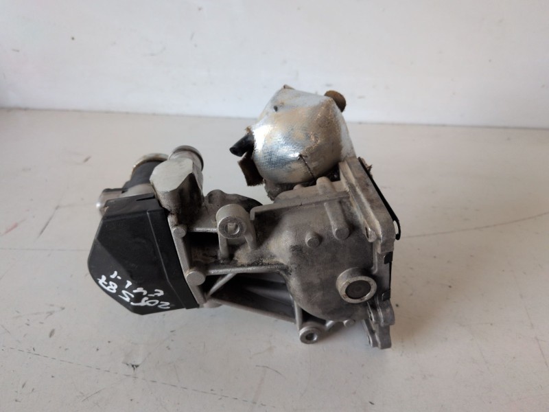 Recambio de valvula egr para seat leon (1p1) cayc referencia OEM IAM   