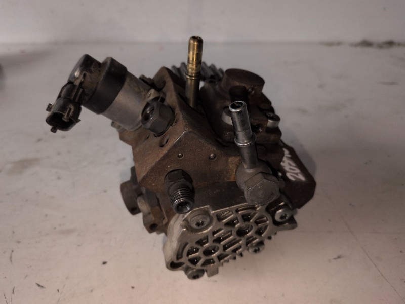 Recambio de bomba inyeccion para suzuki grand vitara (jb/jt) f9q referencia OEM IAM 0445010148  