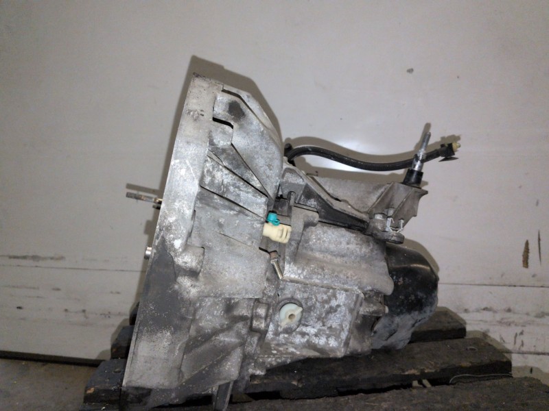 Recambio de caja cambios para renault clio iii k9k768 referencia OEM IAM JH3141  
