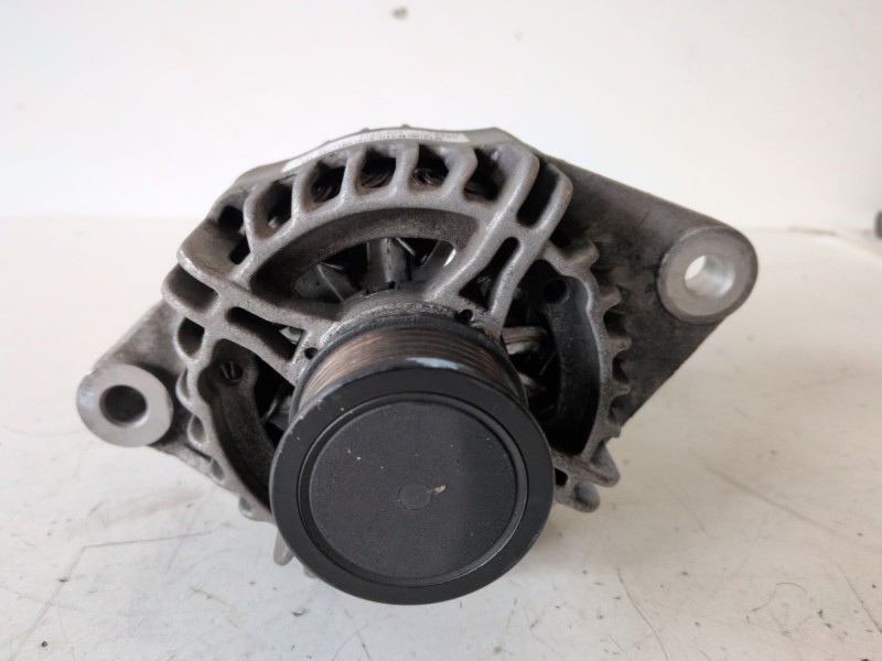 Recambio de alternador para fiat ii bravo (198) 198a3000 referencia OEM IAM   