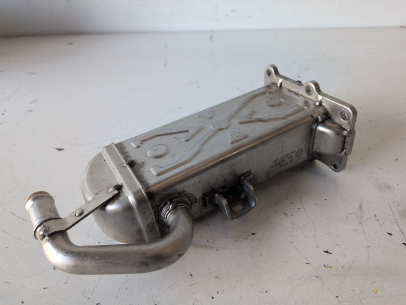 Recambio de enfriador egr para volkswagen caddy (2c)(08.2010) caye referencia OEM IAM 03L131512BJ  