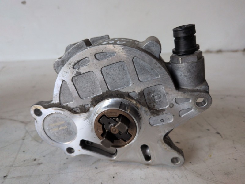 Recambio de depresor freno / bomba vacio para volkswagen caddy (2c)(08.2010) caye referencia OEM IAM 03L145100  