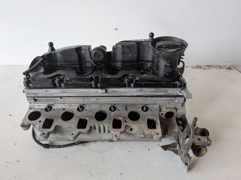 Recambio de culata para seat leon (1p1) cayc referencia OEM IAM 03L103373A  