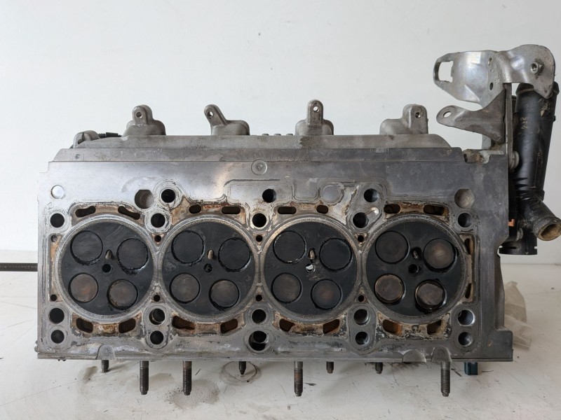 Recambio de culata para seat leon (1p1) cayc referencia OEM IAM 03L103373A  