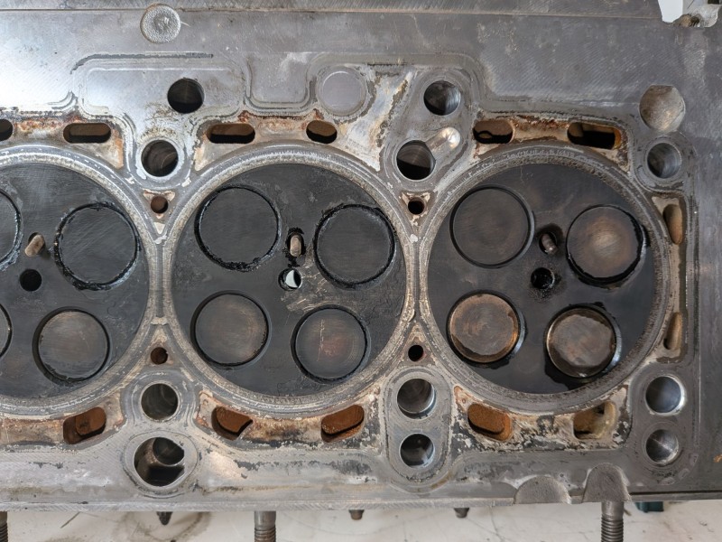Recambio de culata para seat leon (1p1) cayc referencia OEM IAM 03L103373A  