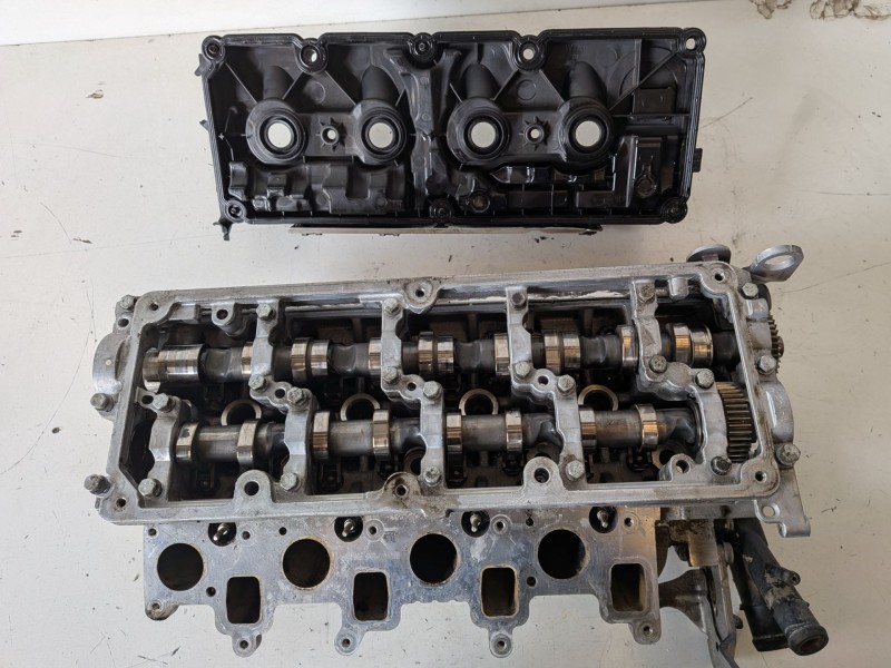 Recambio de culata para seat leon (1p1) cayc referencia OEM IAM 03L103373A  