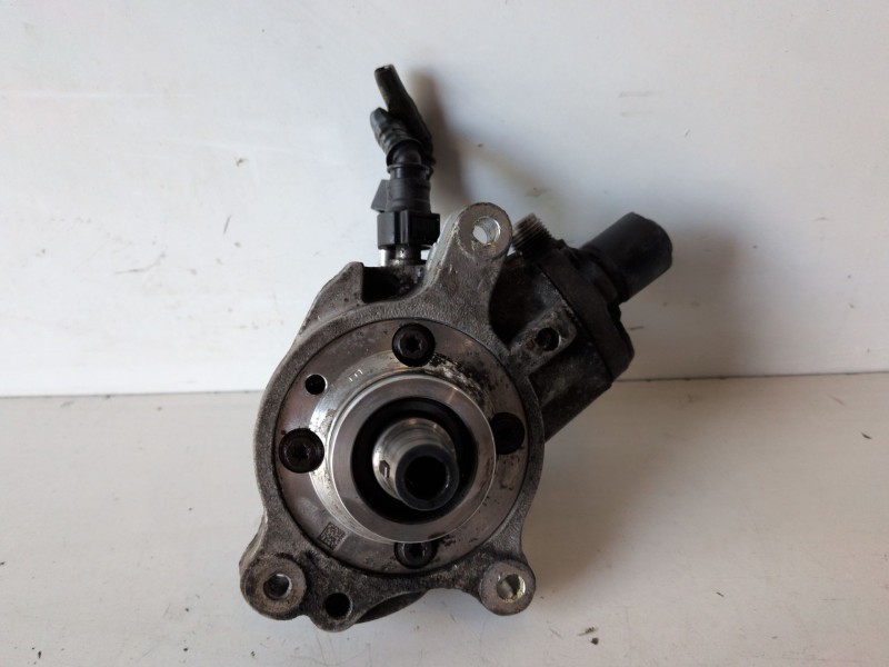 Recambio de bomba inyeccion para ford transit/tourneo custom combi (ttf) ymf6 referencia OEM IAM GK2Q98395AA  