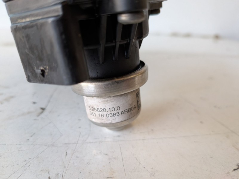 Recambio de valvula egr para ford transit/tourneo custom combi (ttf) ymf6 referencia OEM IAM 525828100  