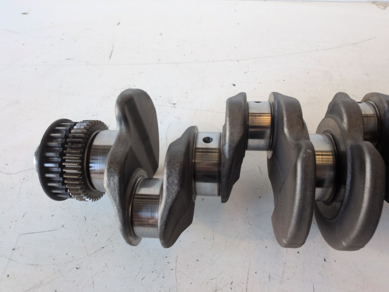 Recambio de cigueñal para ford transit/tourneo custom combi (ttf) ymf6 referencia OEM IAM   