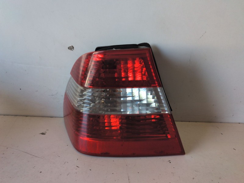 Recambio de piloto trasero izquierdo para bmw serie 3 berlina (e46) 204d4 referencia OEM IAM 6910531  